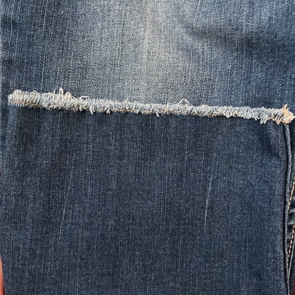 Arizona Jean Co. - Jr. Size 17 - Denim Capris - Picture 5 of 5